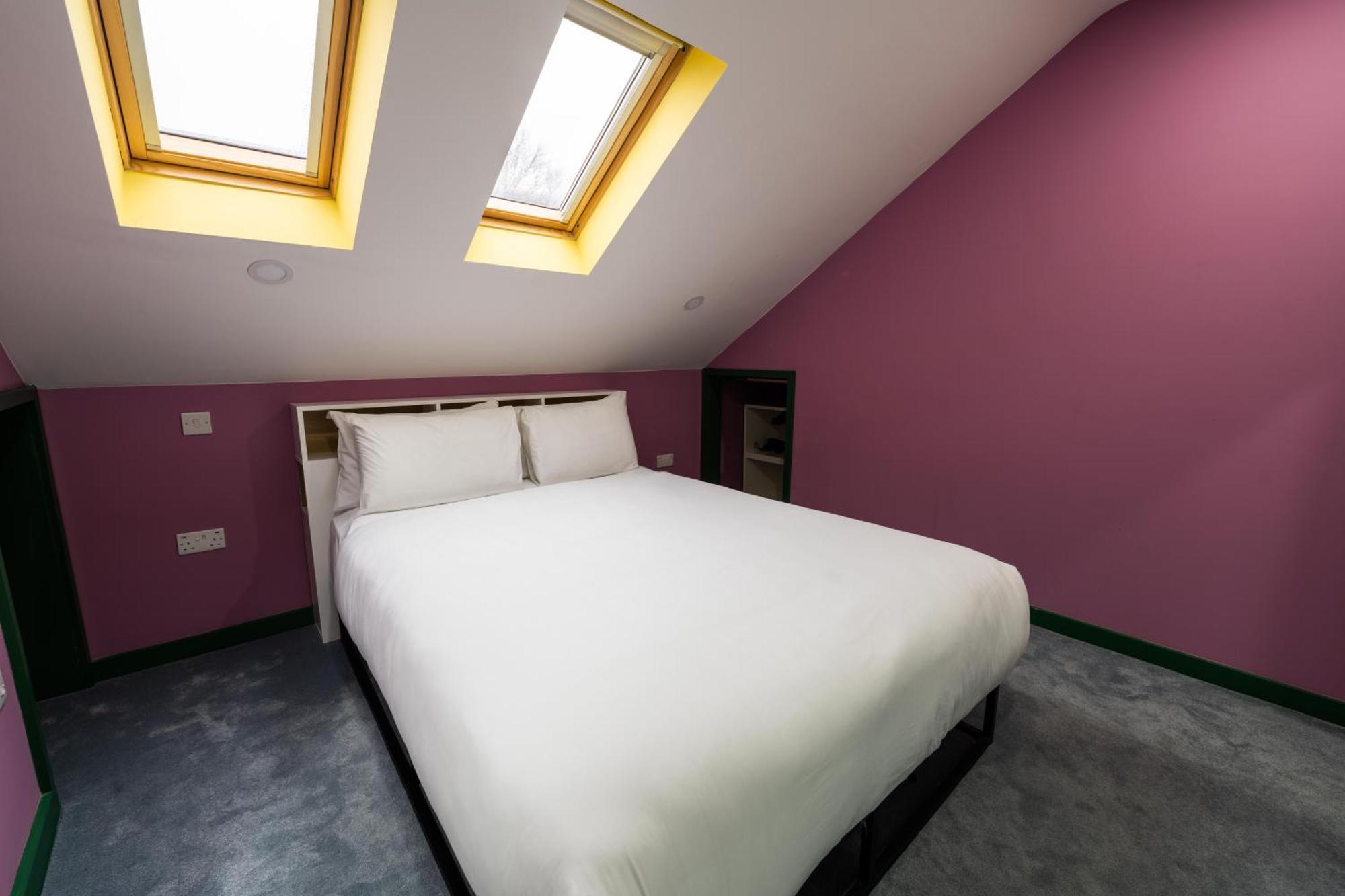 Aaron Wise - 51 Fitzhamon Apartments Кардифф Экстерьер фото